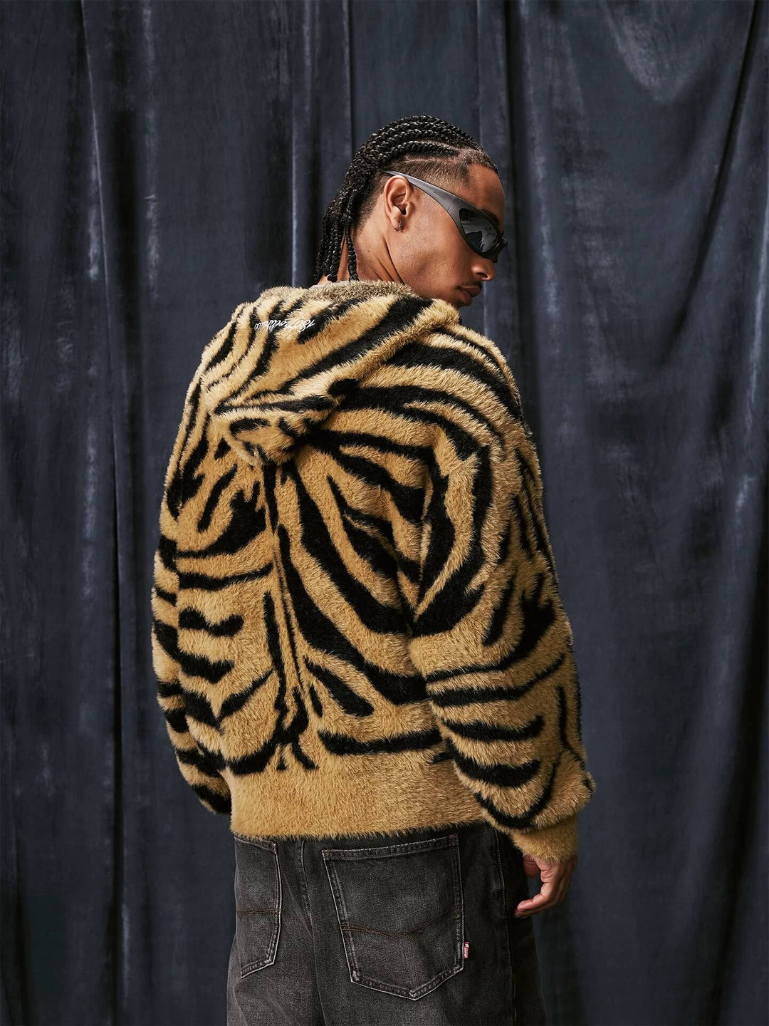1807 Tiger Striped Faux Mink Fur Knit Zip Up Hoodie | Face 3 Face