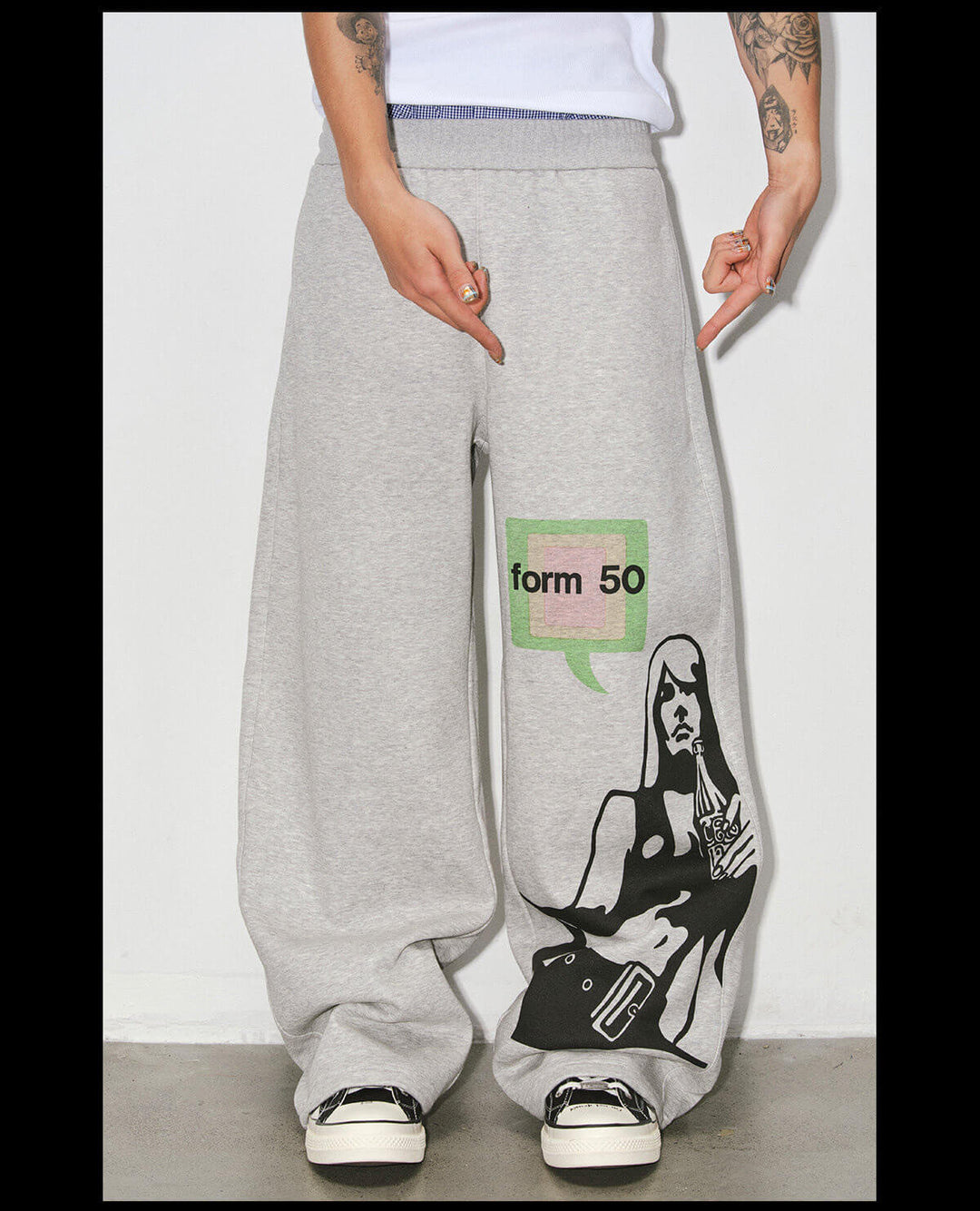 NOVACAM Portrait Graphic Print Curved Baggy Sweatpants | Face 3 Face
