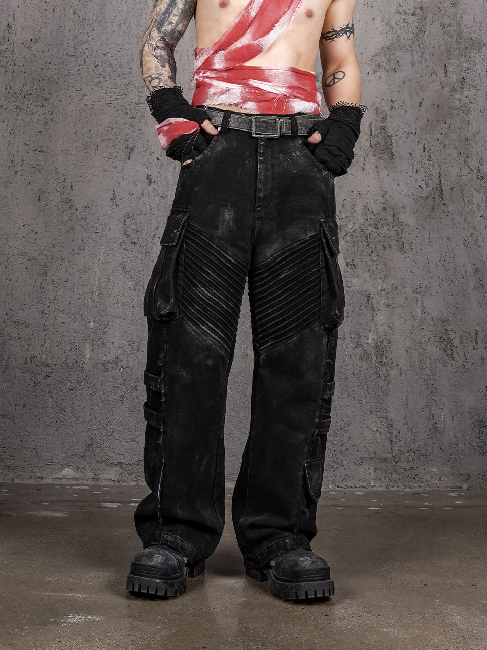 UNDERWATER Aged Deconstructed Multi Pocket Flared Cargo Jeans | Face 3 Face