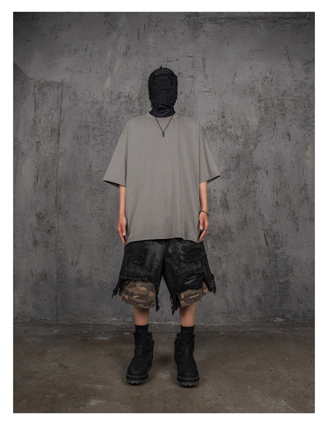 UNDERWATER Gray Sand-Washed Basic Faded Tee | Face 3 Face
