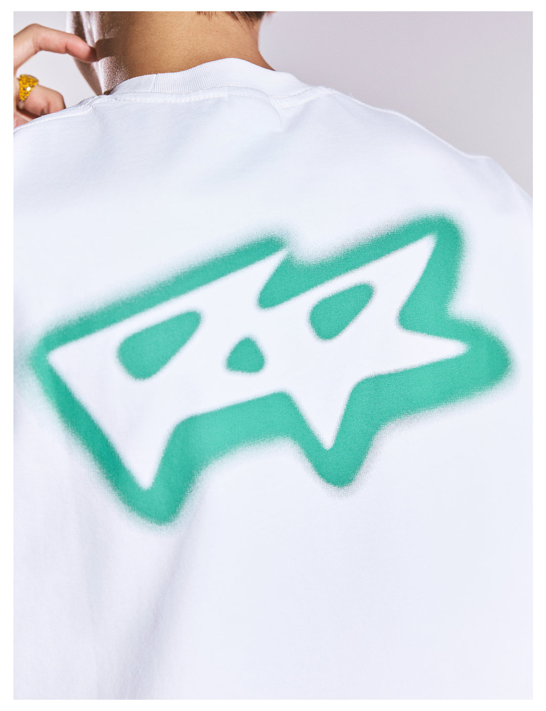 Remedy Gradient Logo Print Tee | Face 3 Face