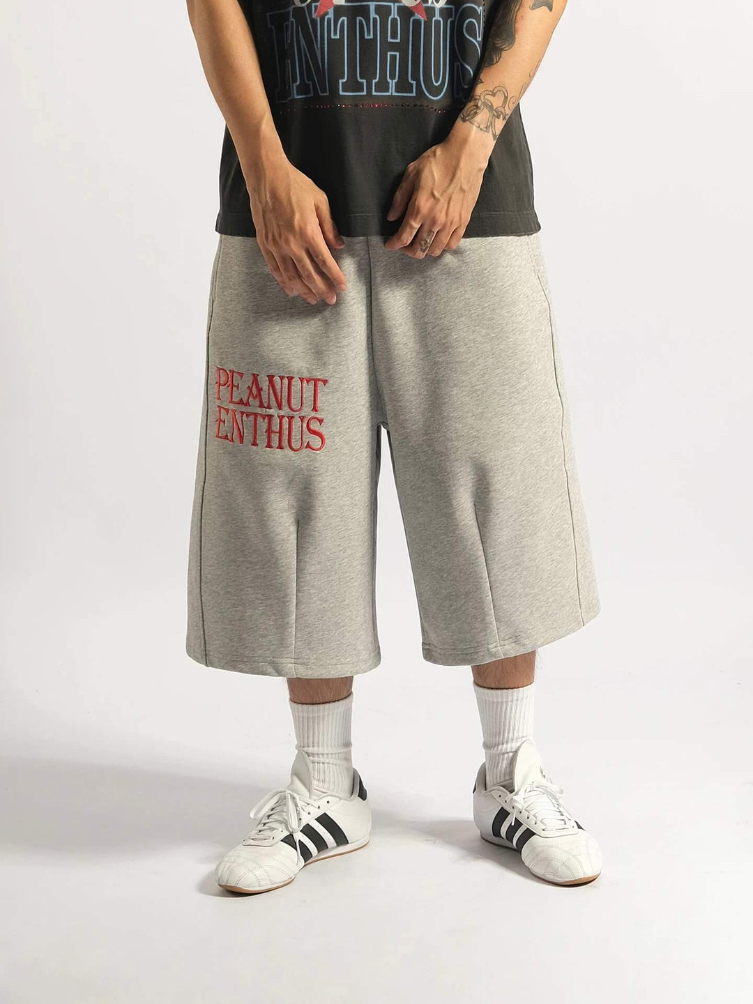 EVETS Slogan Embroidered Baggy Sweat Shorts