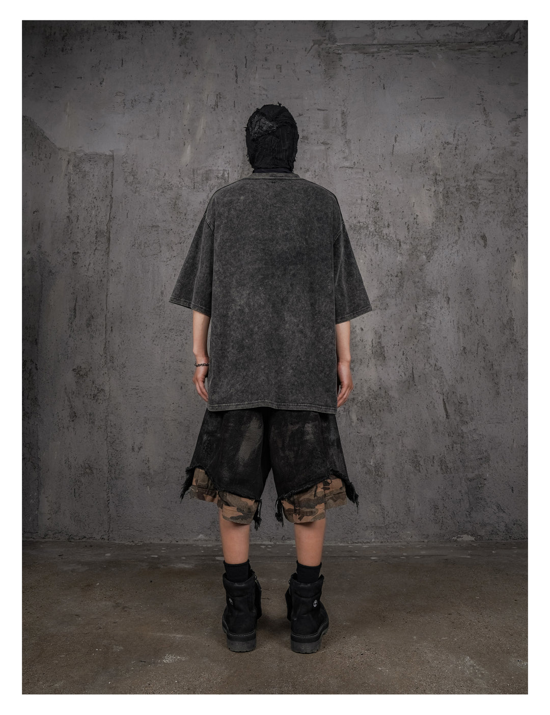 UNDERWATER Black Sand-Washed Basic Faded Tee | Face 3 Face