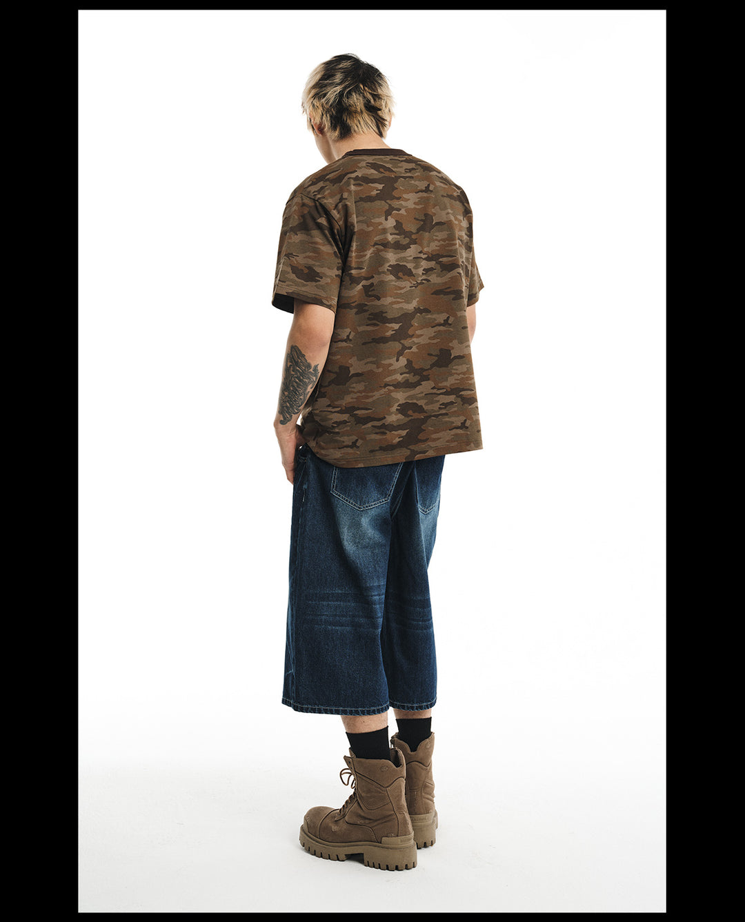 NOVACAM Washed Backstitch Vintage Print Black & Camouflage Tee | Face 3 Face