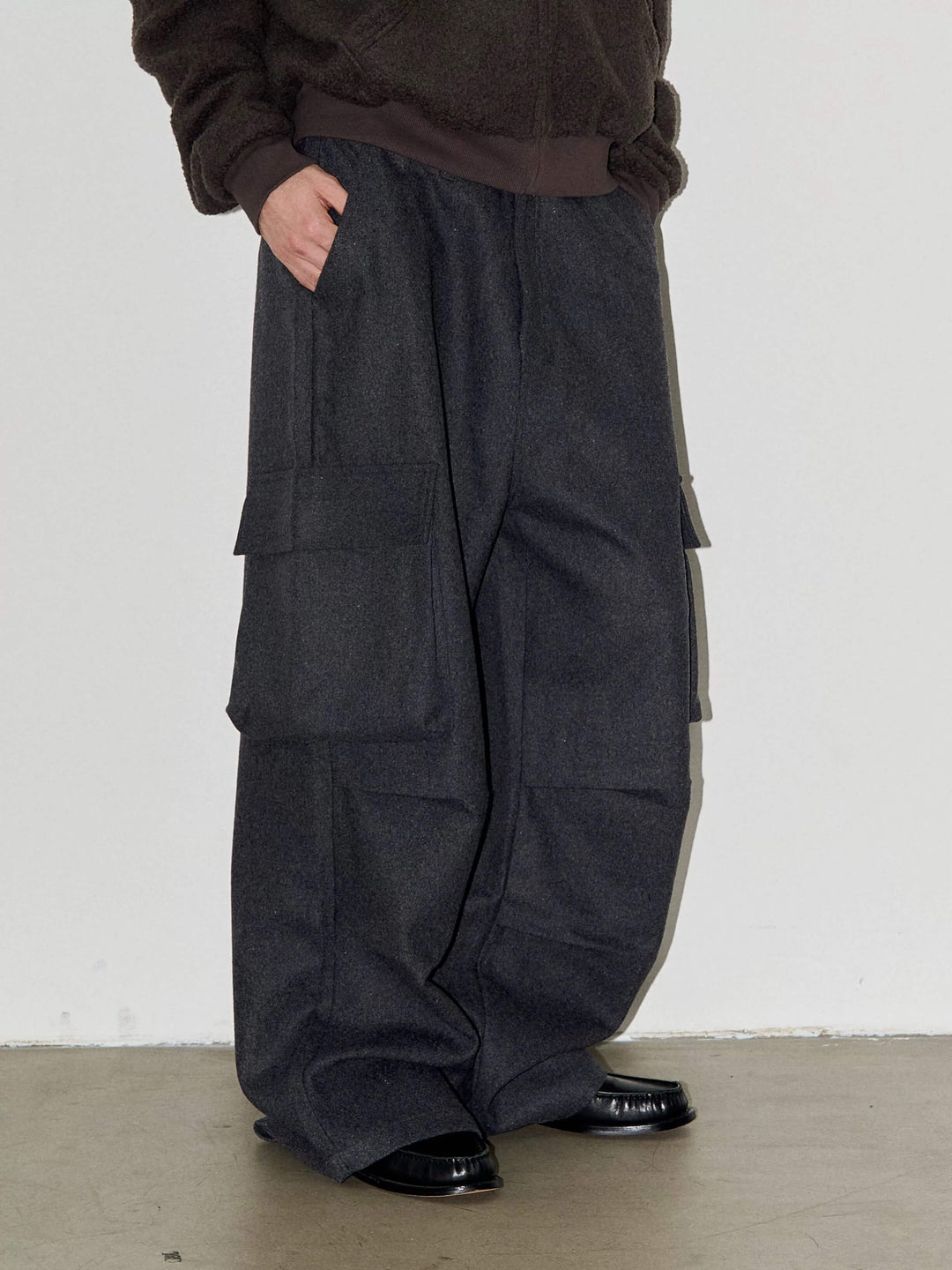 LIBERAFIT Wool Blend 3D Flap Pocket Baggy Cargo Pants | Face 3 Face