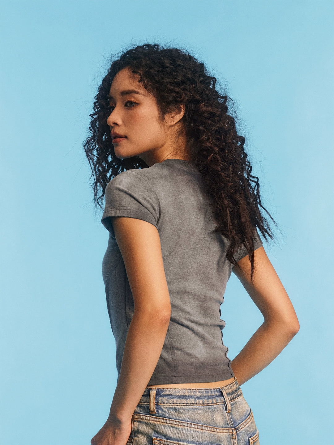 1807 Washed Cropped Slim Tee | Face 3 Face