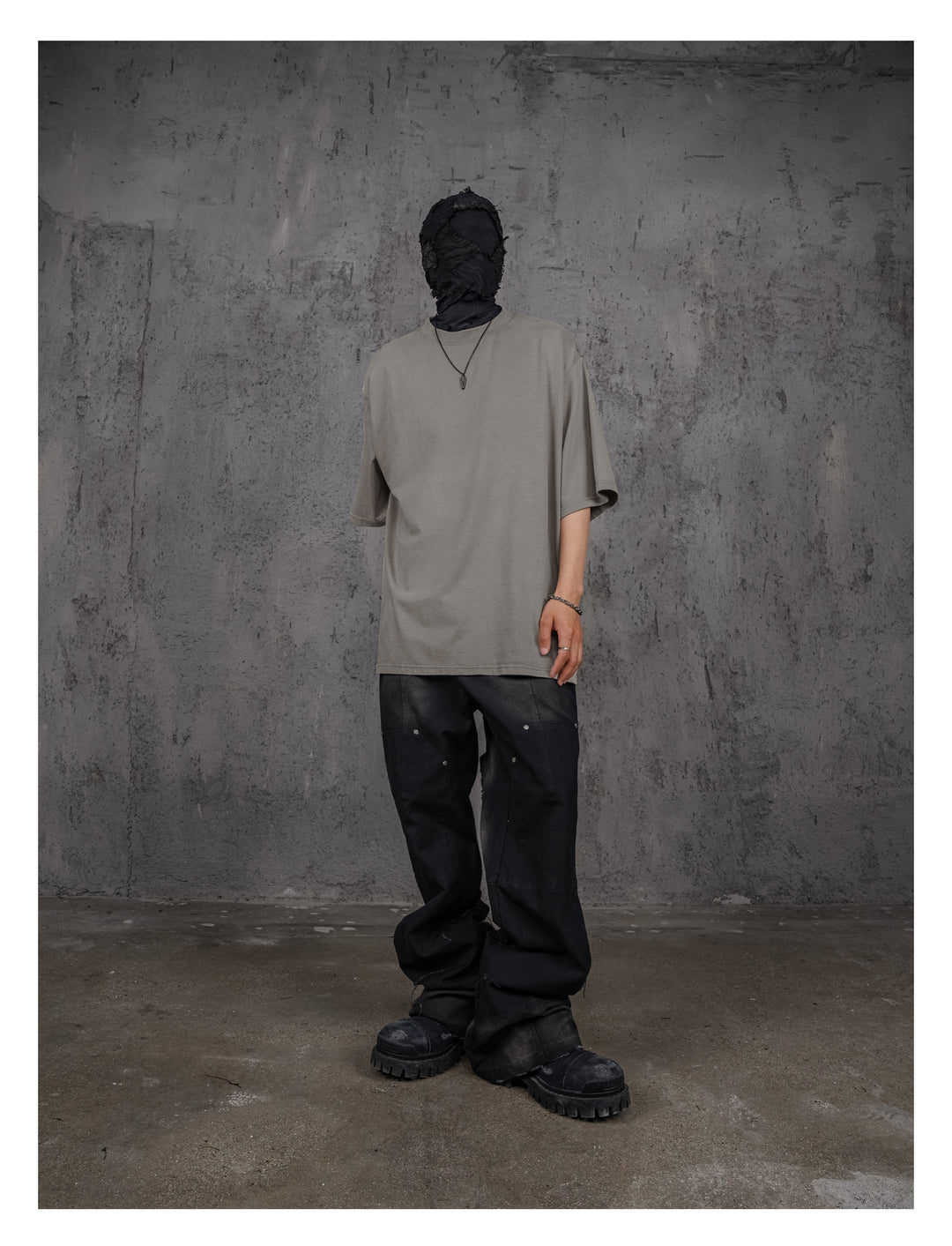 UNDERWATER Gray Sand-Washed Basic Faded Tee | Face 3 Face