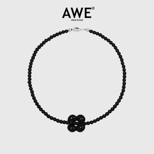 AWE Four-Leaf Clover Beaded Necklace | Face 3 Face