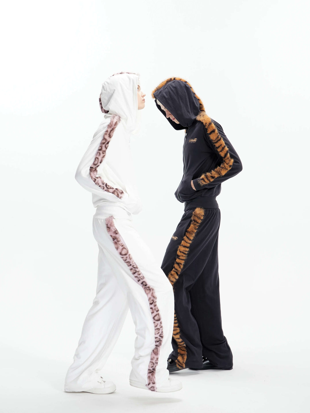 KARMANISTIC Tiger and Leopard Faux Fur Stripe Baggy Sweatpants | Face 3 Face