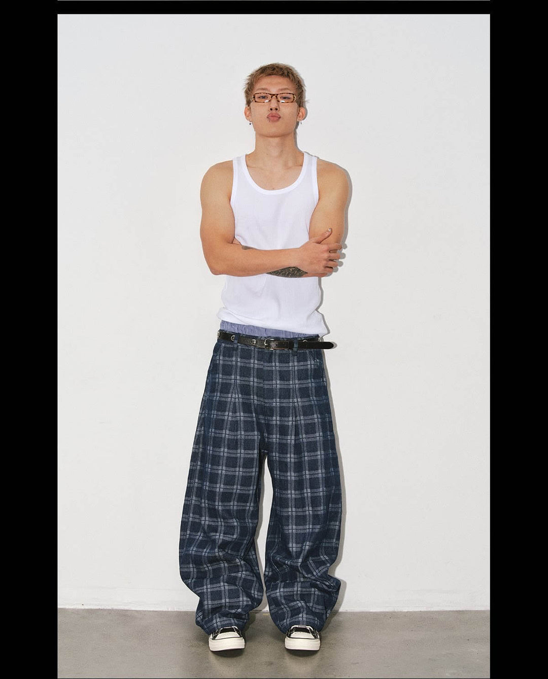 NOVACAM Checkered Curved Baggy Jeans | Face 3 Face