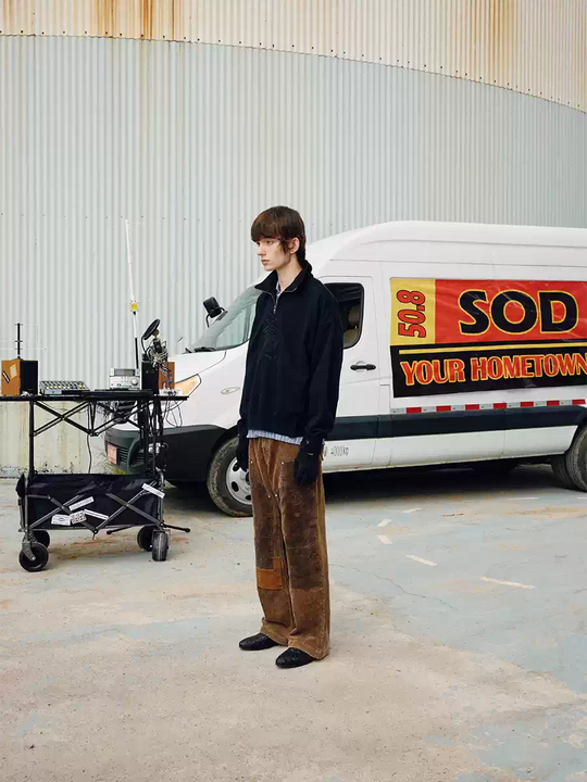 SOD Co. Star Embroidered Half Zip Sweatshirt | Face 3 Face