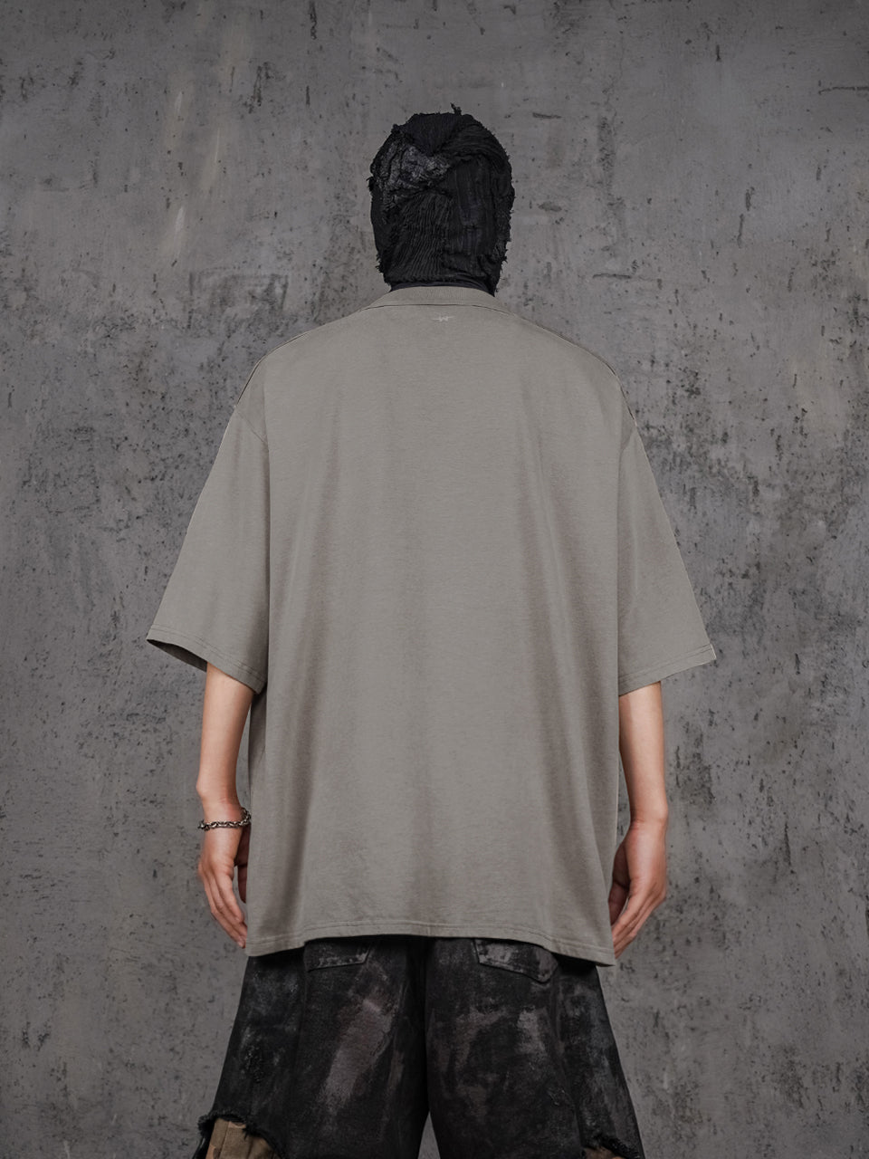 UNDERWATER Gray Sand-Washed Basic Faded Tee | Face 3 Face