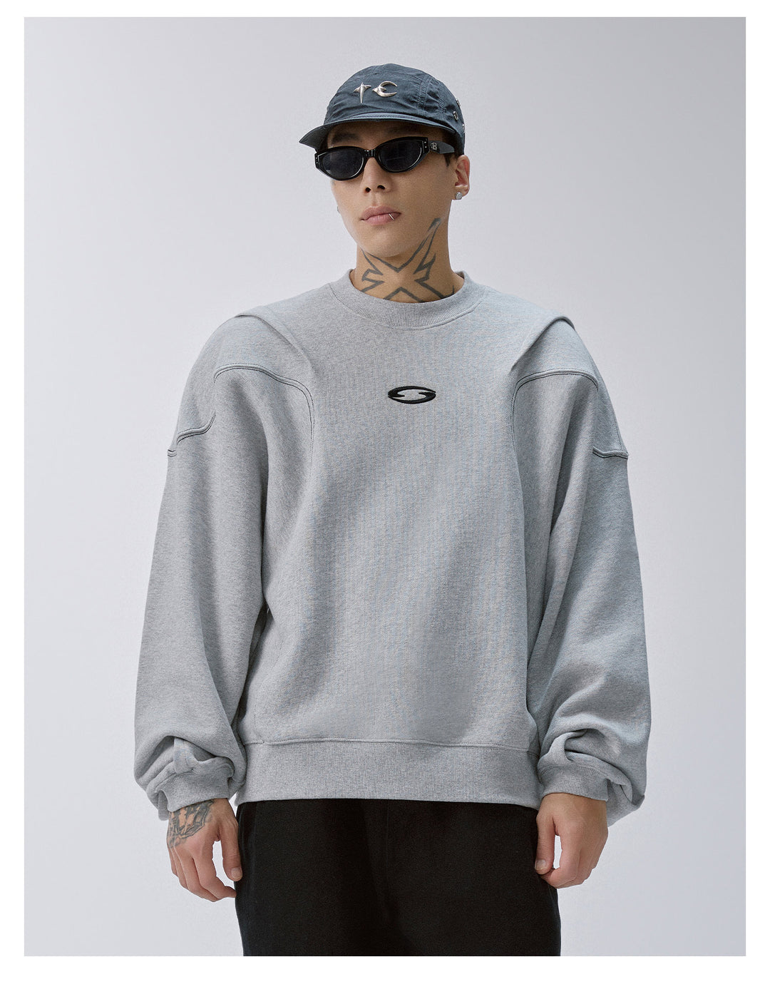 F2CE Pleated Splicing Embroidered Logo Sweatshirt | Face 3 Face