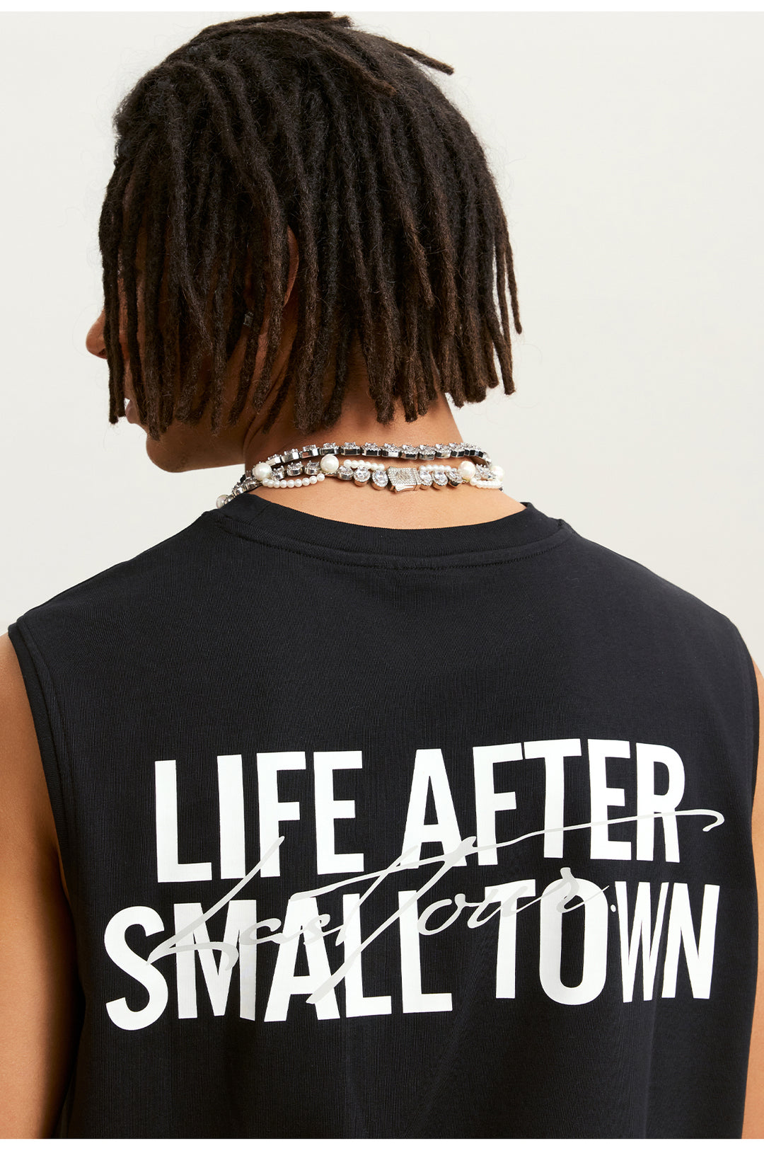 Small Town Kid Logo Print Sleeveless Tee | Face 3 Face
