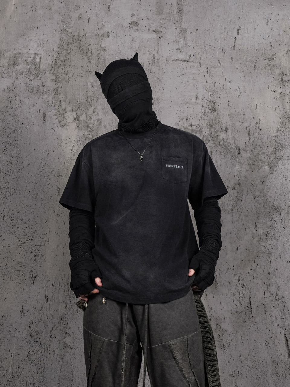 UNDERWATER Aged Wash Damage Vintage Pocket Tee | Face 3 Face