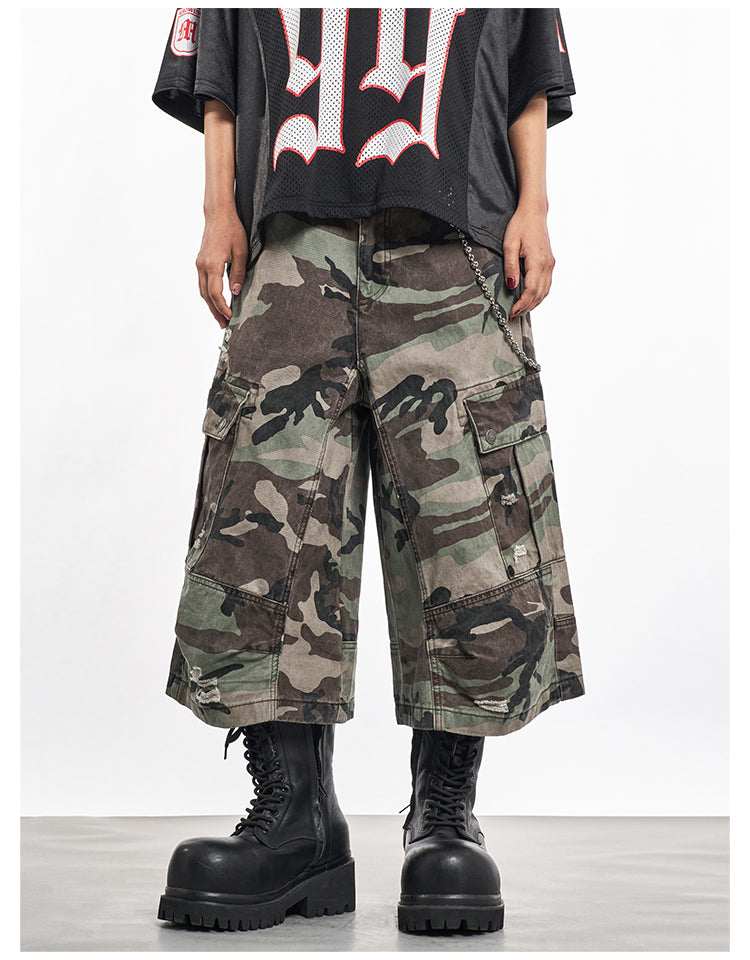 F3F Select Multi Pocket Camouflage Baggy Shorts | Face 3 Face