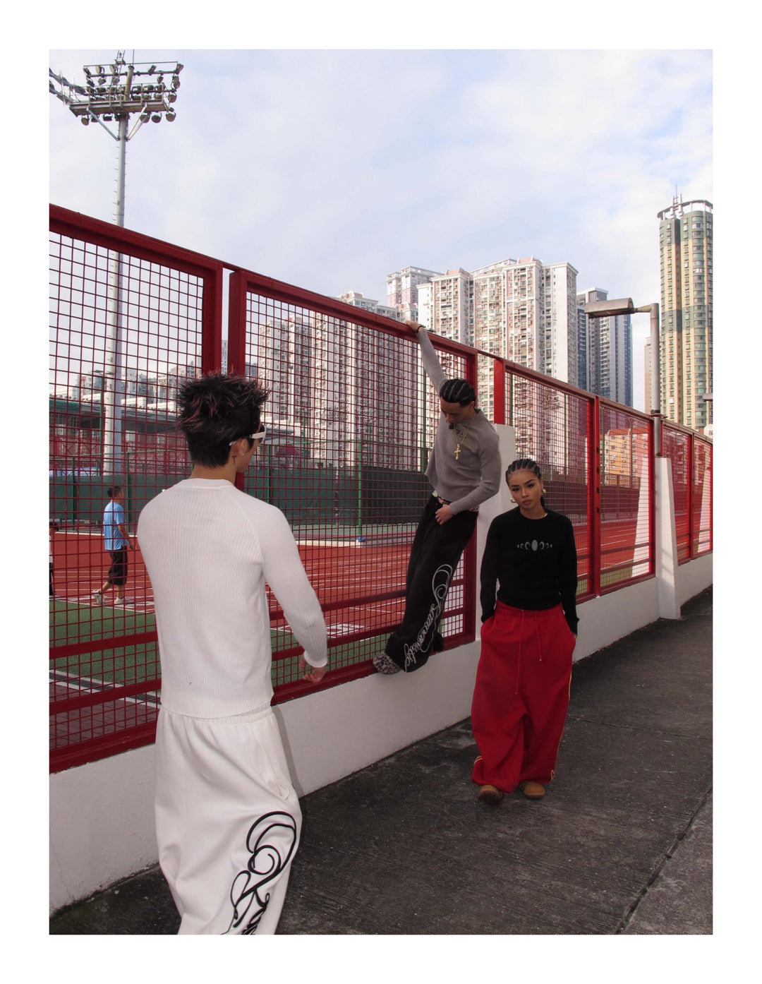 KARMANISTIC Slim Stretch Knit Sweater | Face 3 Face