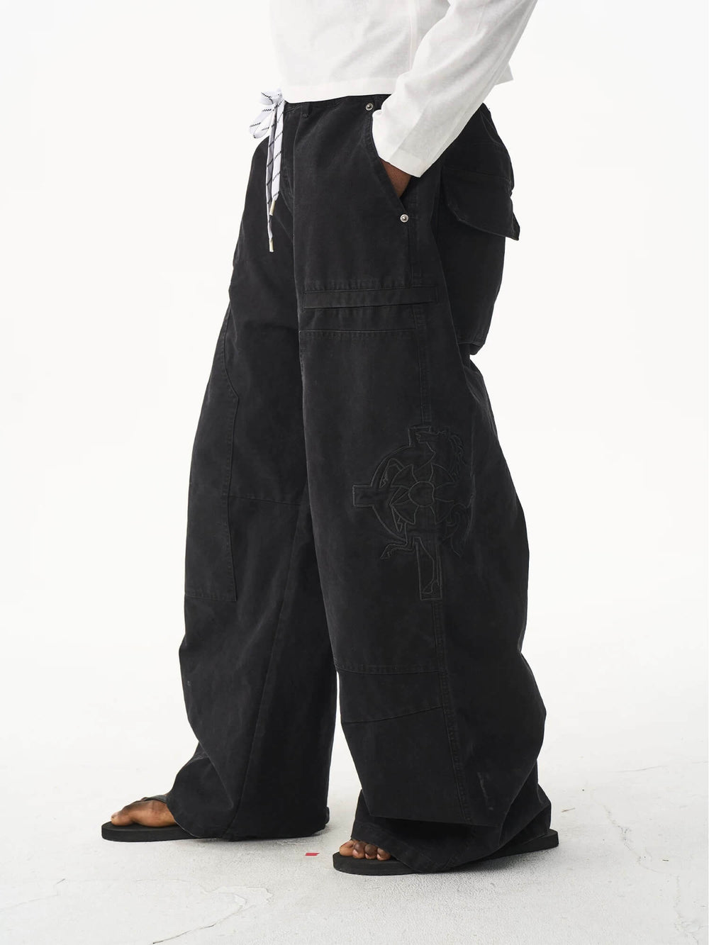 EXITMODE BY BLIND NO PLAN Horse Embroidered Washed Double Knee Baggy Pants | Face 3 Face