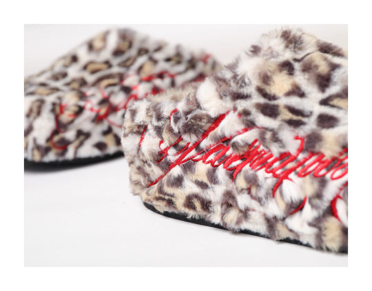 KARMANISTIC Leopard Fur Embroidered Slipper Clogs | Face 3 Face