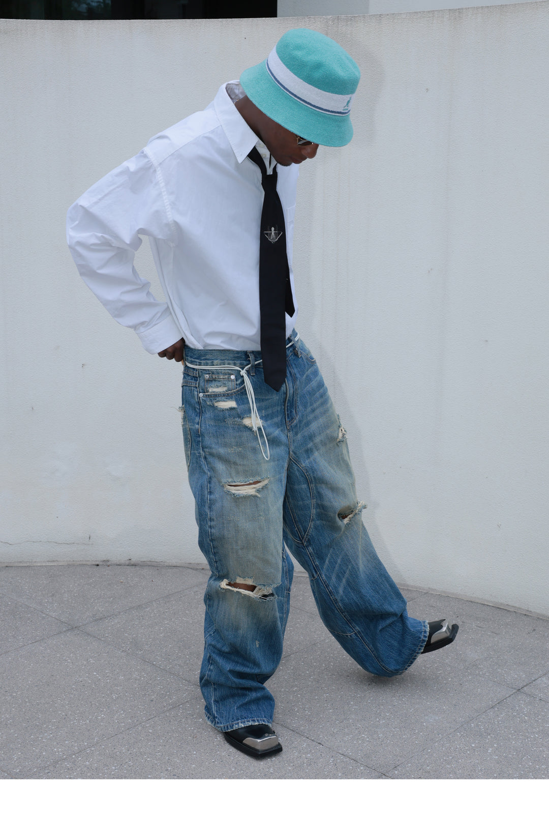 STEEPC Distressed Cat Whisker Washed Baggy Jeans | Face 3 Face