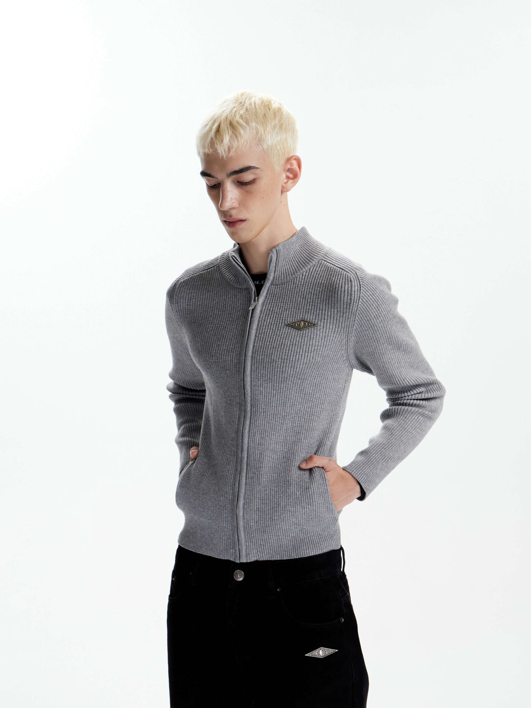 KARMANISTIC Metal Logo Badge Slim Fit Zip Up Knit Sweater | Face 3 Face
