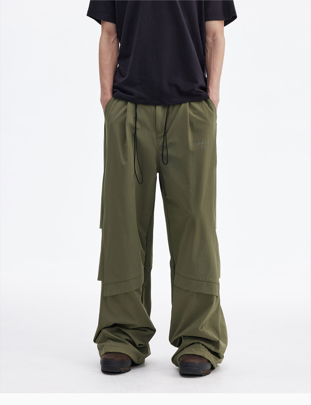 MEDM Quick Dry Utility Pleated Pants | Face 3 Face