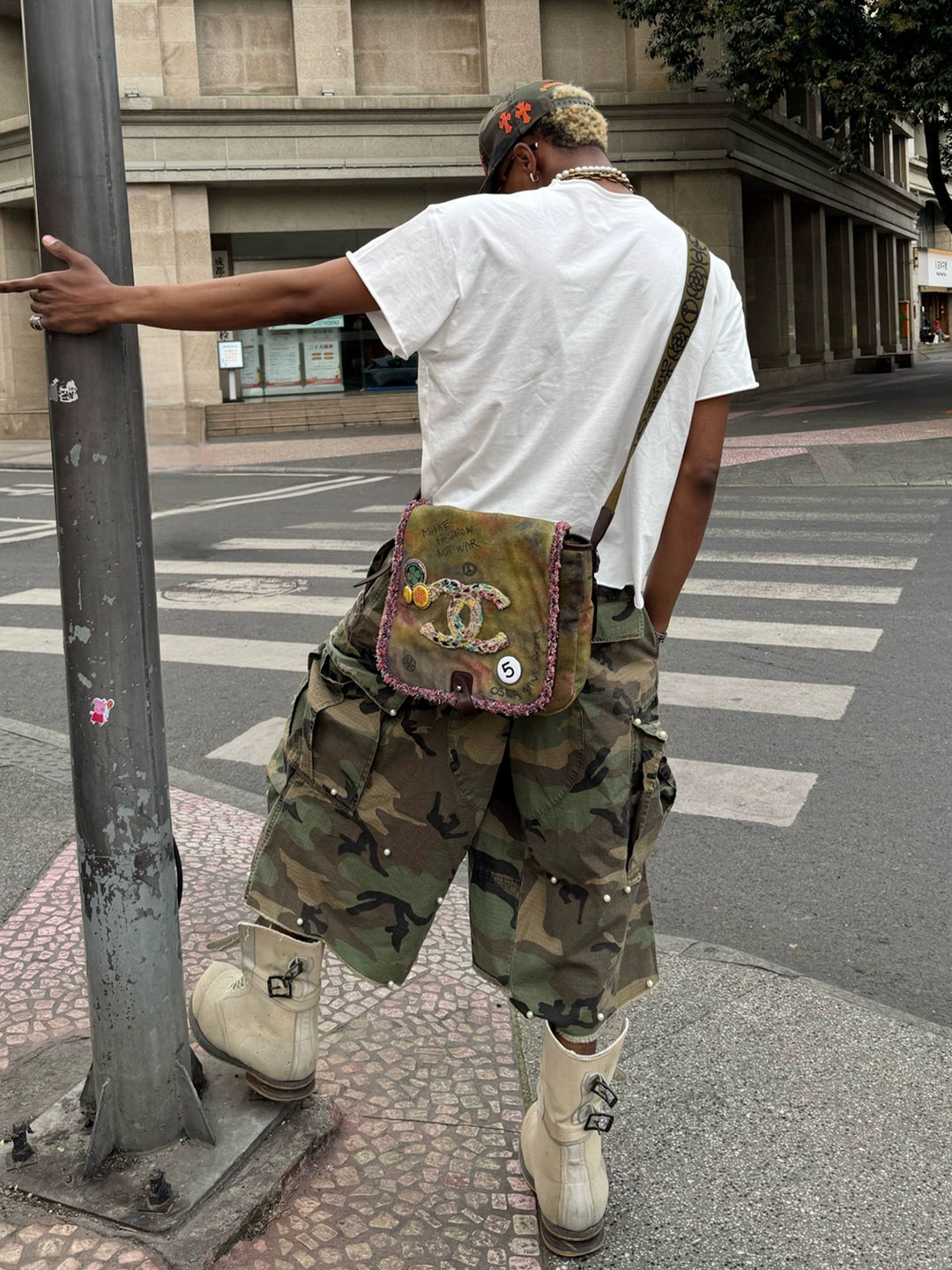 STEEPC M-65 Pearl Embellished Camouflage Baggy Cargo Shorts | Face 3 Face