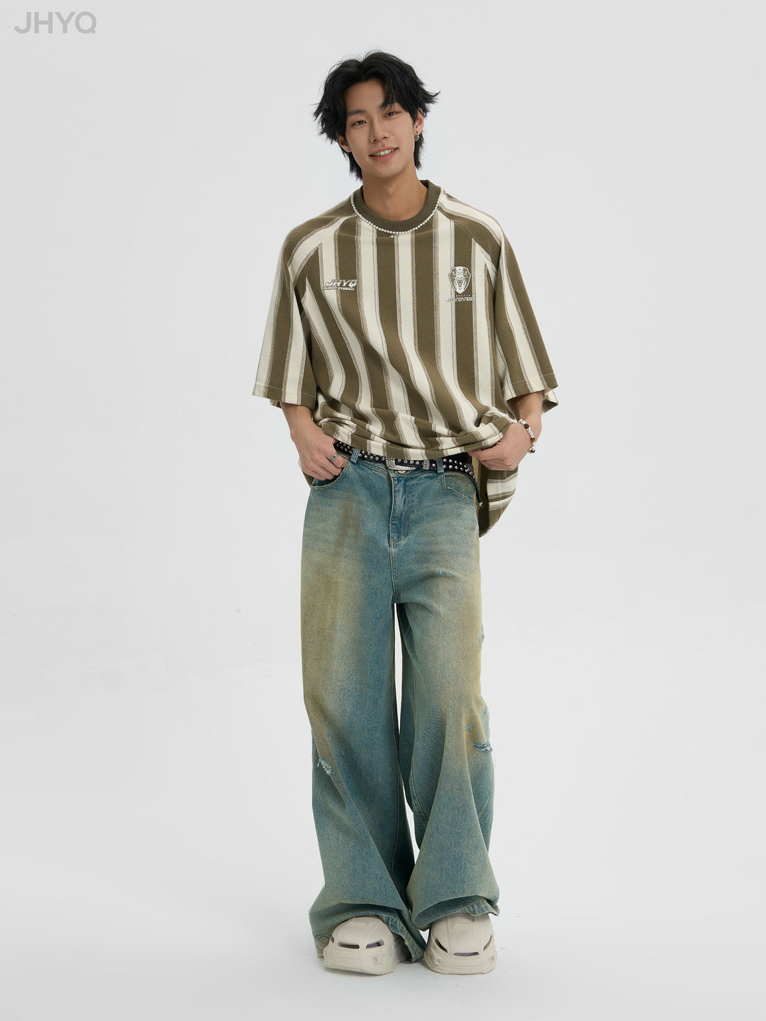 JHYQ Contrast Striped Neck Beaded Tee