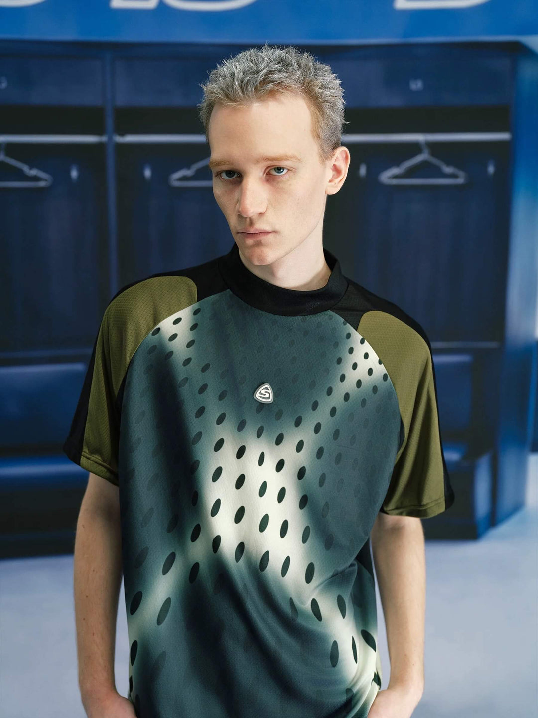 S45 Gradient Dot Mesh Short Sleeve Soccer Jersey | Face 3 Face