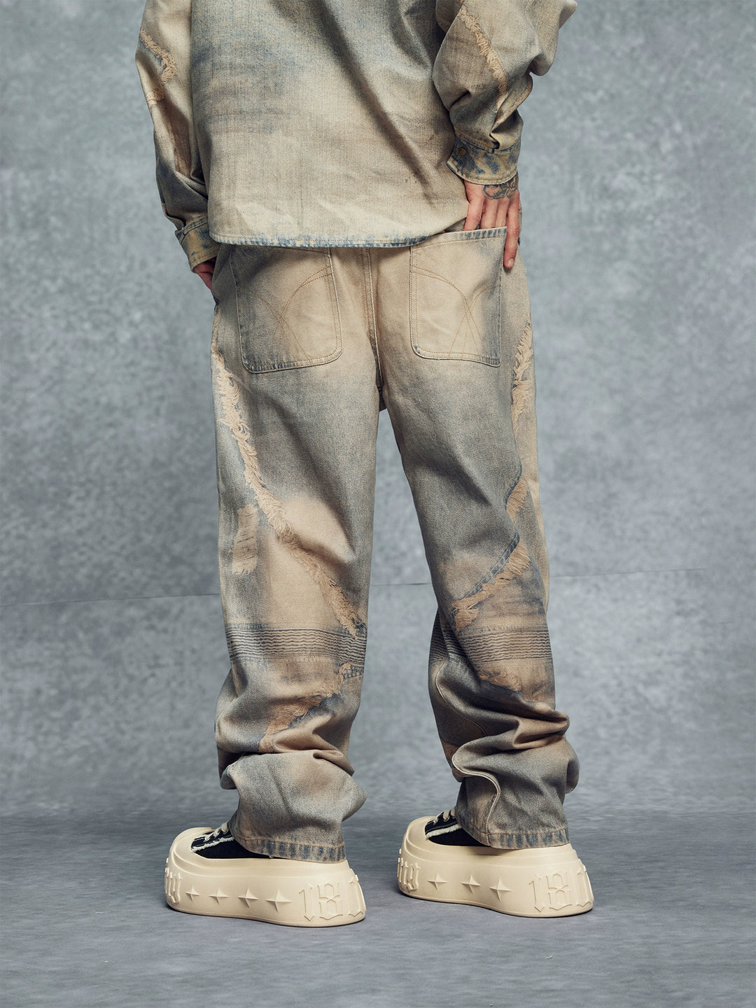 1807 3D Printed Star Structure Distressed Jeans | Face 3 Face