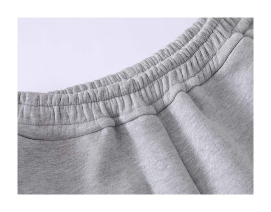 KARMANISTIC Heavyweight Logo Embroidered Baggy Sweatpants | Face 3 Face