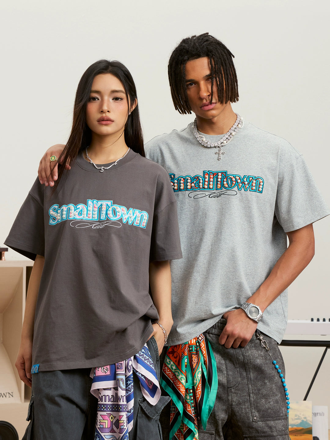 Small Town Kid Pearl Ethnic Embroidery Patch Tee | Face 3 Face