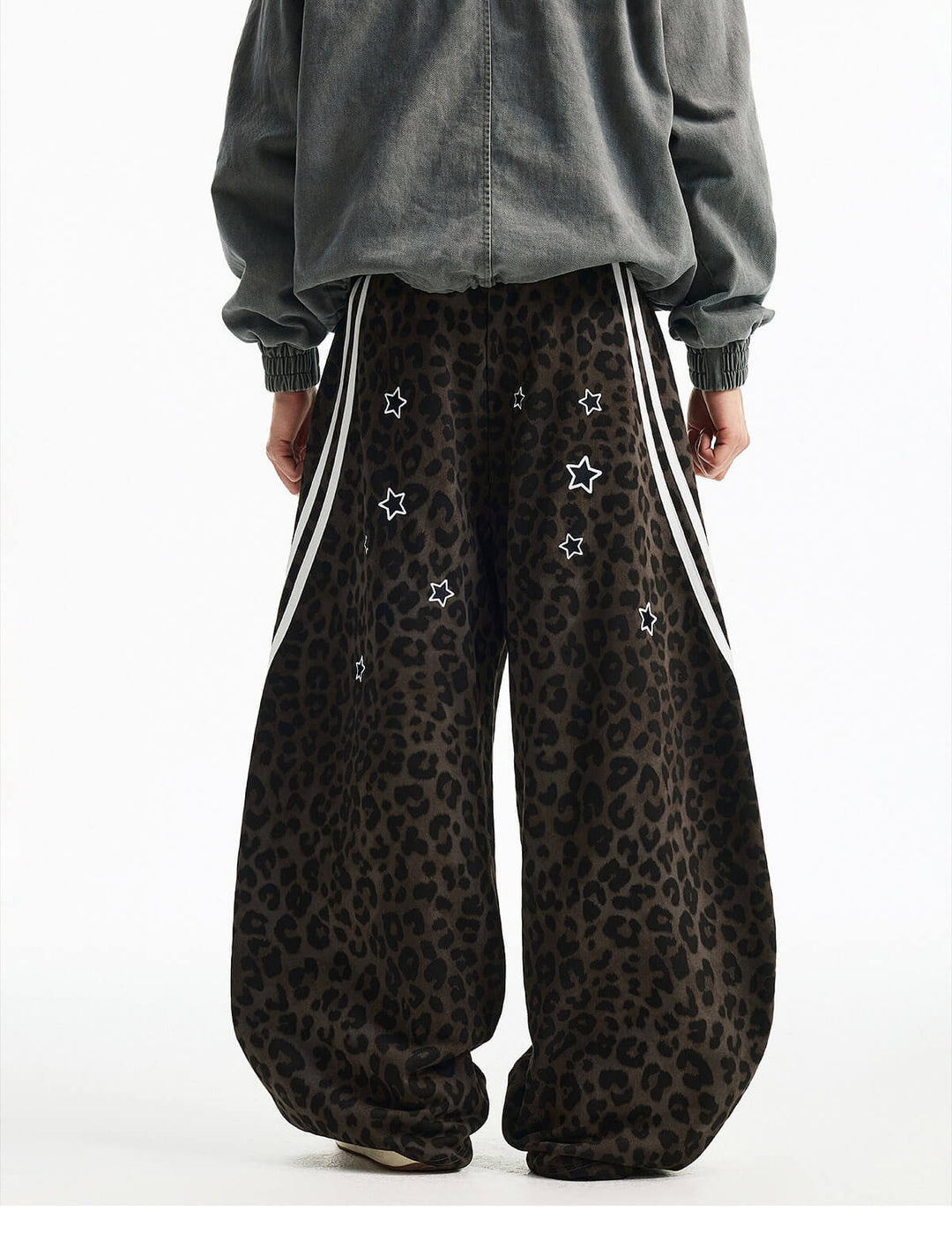 MEDM Leopard Print Star Embroidered Baggy Sweatpants | Face 3 Face