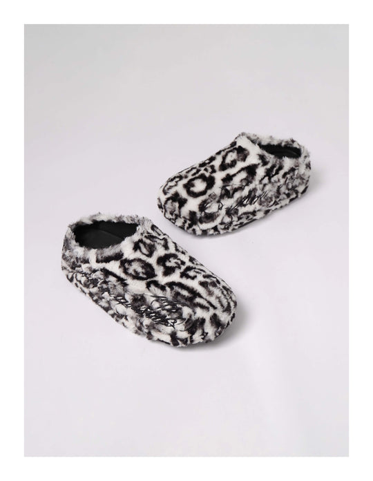 KARMANISTIC Rose White Leopard Fur Embroidered Slipper Clogs | Face 3 Face