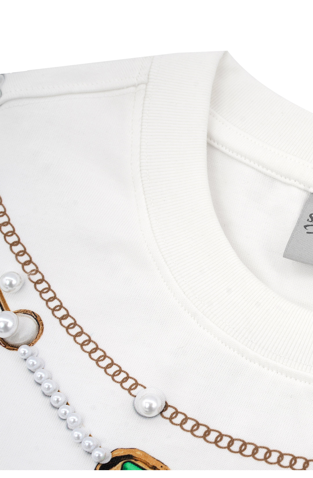 Small Town Kid 3D Digital Turquoise Pearl Necklace Print Tee | Face 3 Face