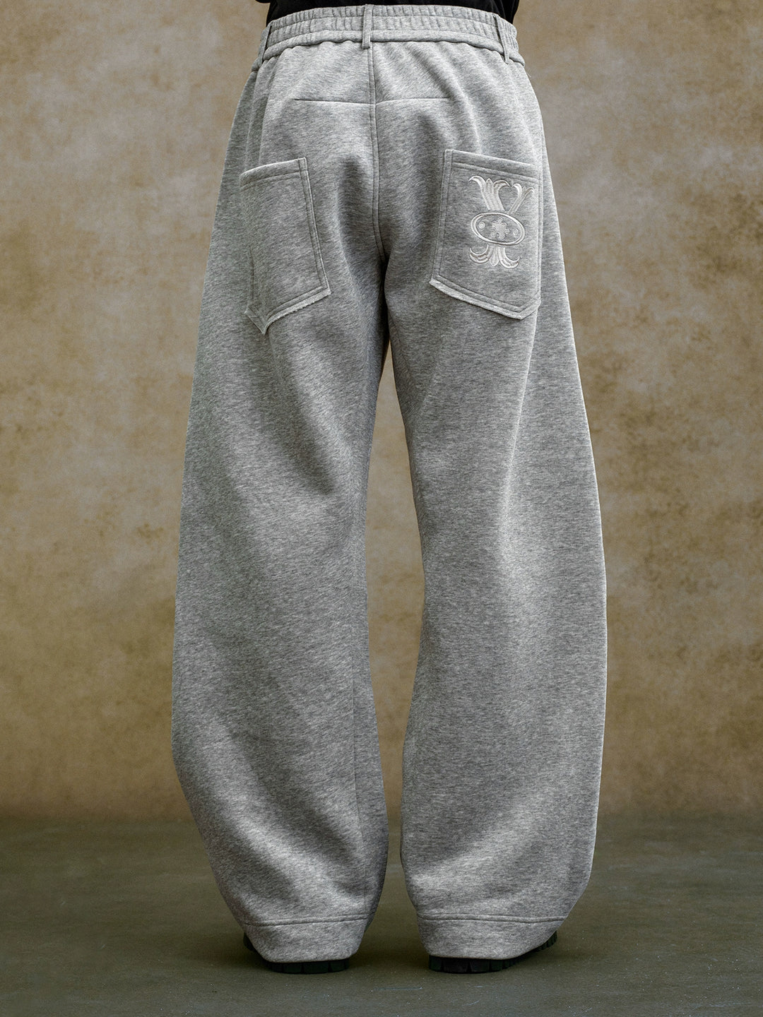 YADcrew Pearl Embroidered Baggy Sweatpants | Face 3 Face