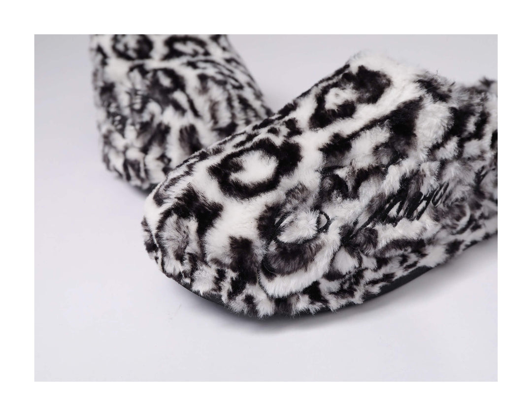 KARMANISTIC Rose White Leopard Fur Embroidered Slipper Clogs | Face 3 Face