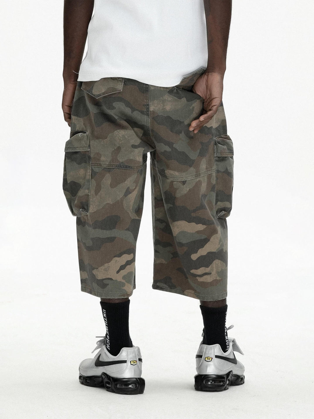 UNTILWERICH Washed Camo Multi Pocket Wide Cargo Below Knee Shorts | Face 3 Face