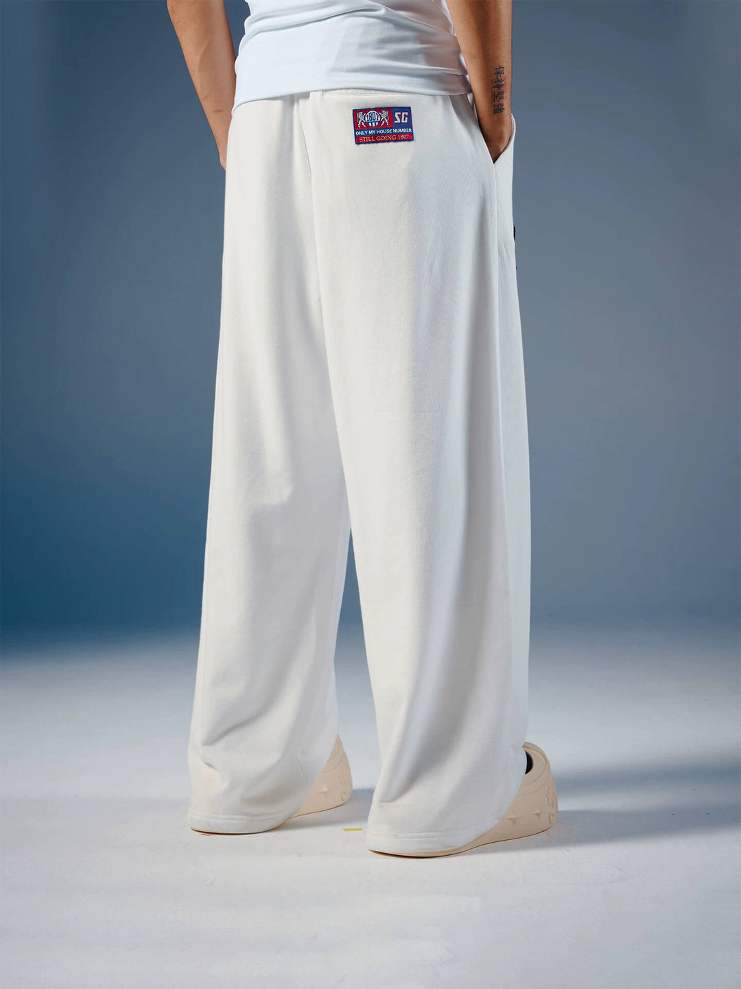 1807 Number Emblem Patch Lightweight Baggy Sweatpants | Face 3 Face