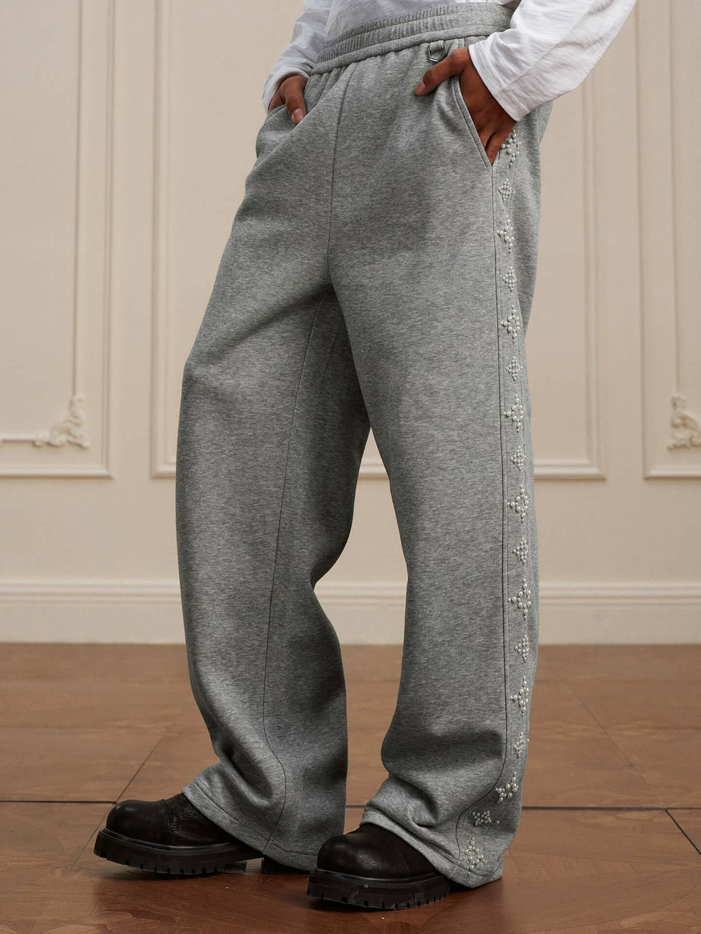 YADcrew Cross Track Pearl Sweatpants | Face 3 Face
