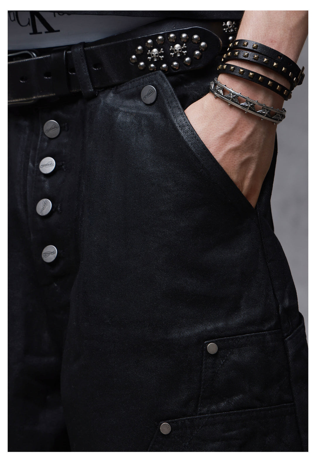 ANTIDOTE Brushed Waxed Studded Double Knee Cutoff Baggy Shorts | Face 3 Face