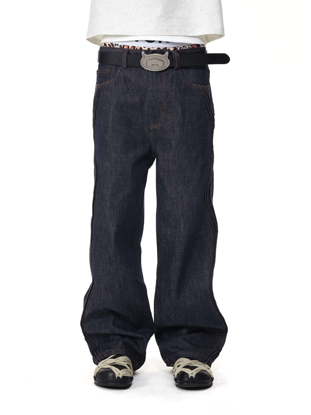 EVILKNIGHT(EK) 3D Cut Twisted Pleat Line Jeans