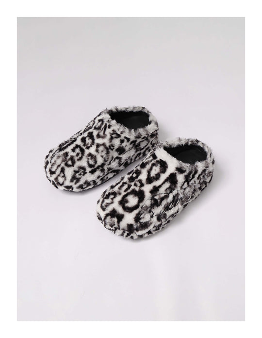 KARMANISTIC Rose White Leopard Fur Embroidered Slipper Clogs | Face 3 Face