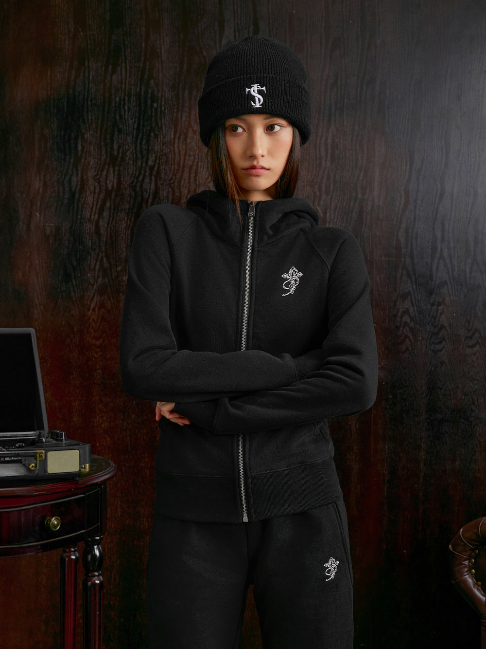 Small Town Kid Turtleneck Slim-Fit Short Zip-Up Hoodie | Face 3 Face