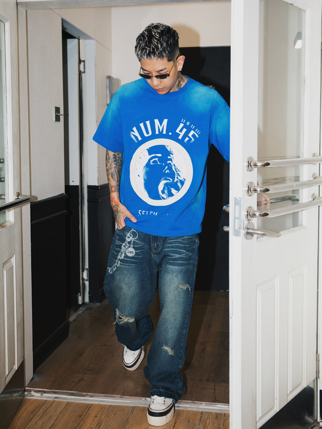 S45 Portrait Slogan Printing Washed Old Tee | Face 3 Face