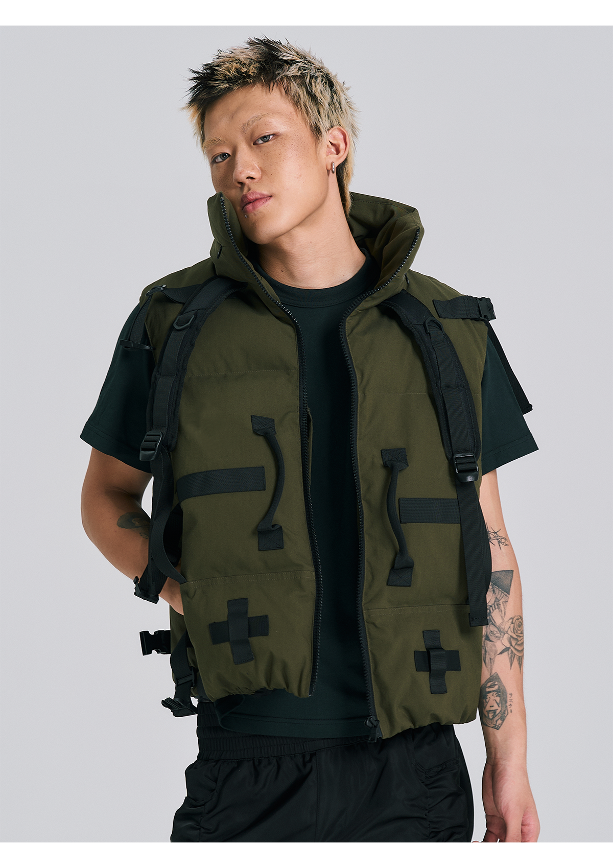 EVILKNIGHT(EK) One Piece Three Purpose Puffer Vest | Face 3 Face