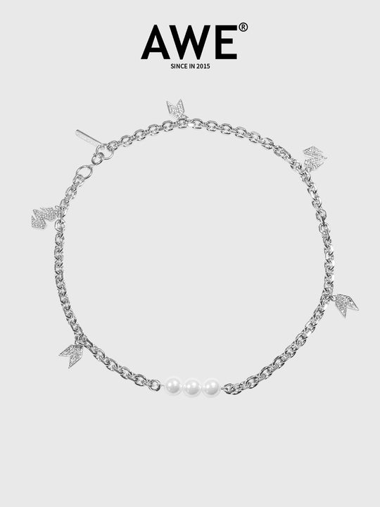 AWE Pearl & Charm Chain Necklace | Face 3 Face
