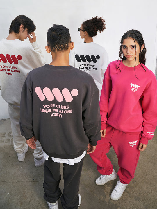 VOTE VVVVOTE Basic Crew Neck Sweatshirt