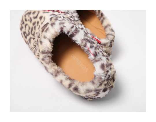 KARMANISTIC Leopard Fur Embroidered Slipper Clogs | Face 3 Face