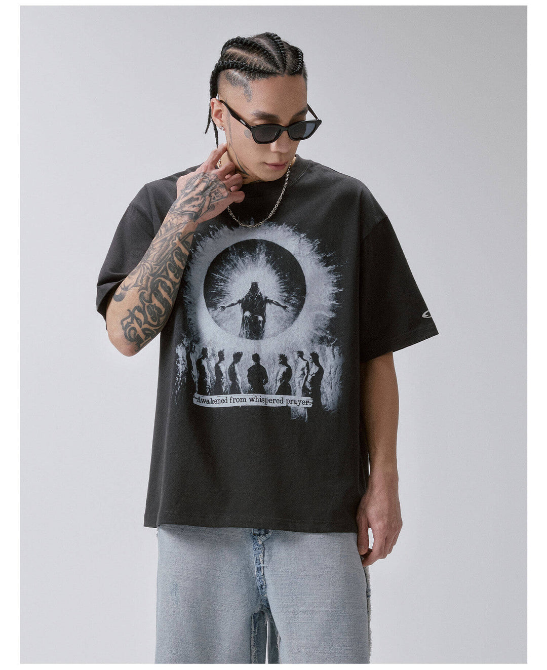 F2CE Praying Figure Silhouette Print Washed Distressed Short Sleeve Tee | Face 3 Face